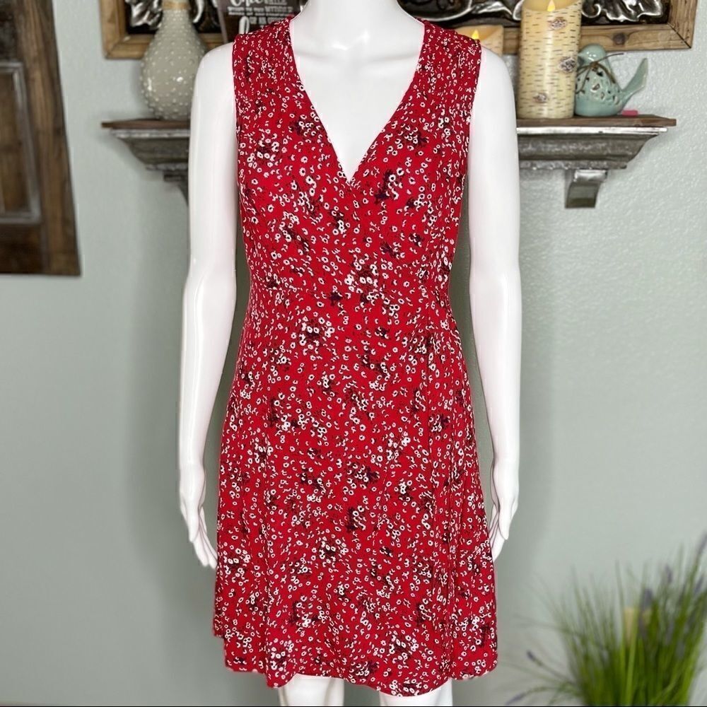 Universal Thread Red Floral Print V Neck Wrap Dress size Small - Picture 12 of 15